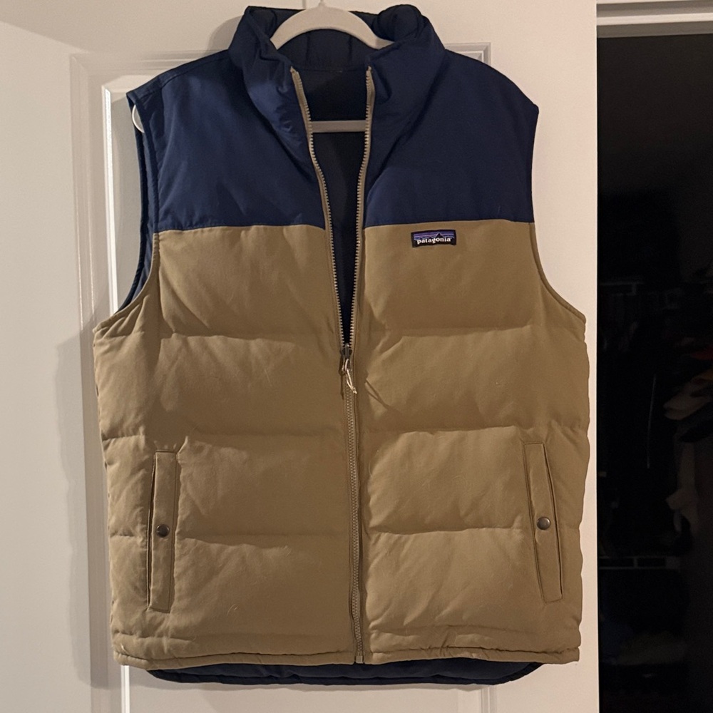 Patagonia Men's Reversible Puffer Vest in Blue and Tan
